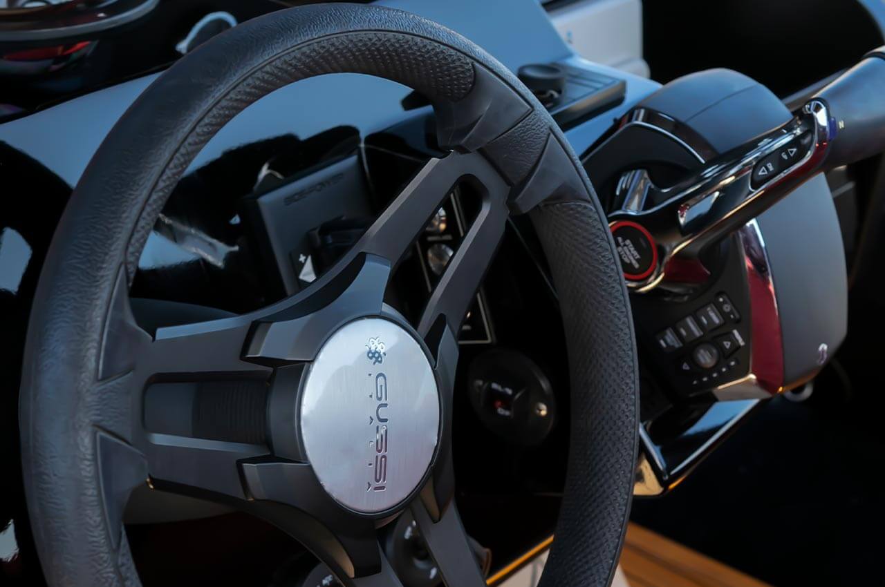 novamarina-rh1000-raluxury3